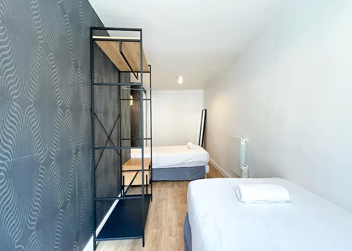 152 - Urban Cosy Flat In Apartment