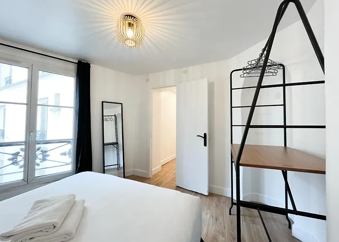 Apartment 152 - Urban Cosy Flat In *
