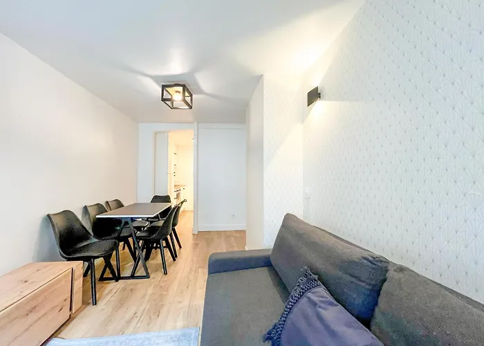 Apartment 152 - Urban Cosy Flat In *
