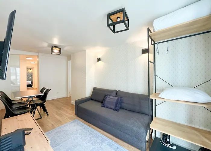 152 - Urban Cosy Flat In Apartment Paris