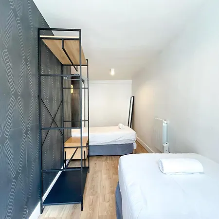 152 - Urban Cosy Flat In Appartement