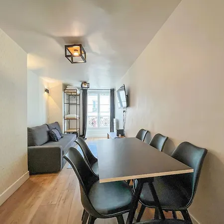 152 - Urban Cosy Flat In Appartement