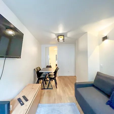 152 - Urban Cosy Flat In Appartement *