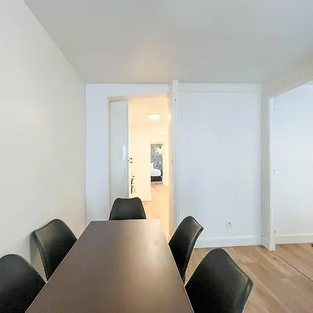 152 - Urban Cosy Flat In